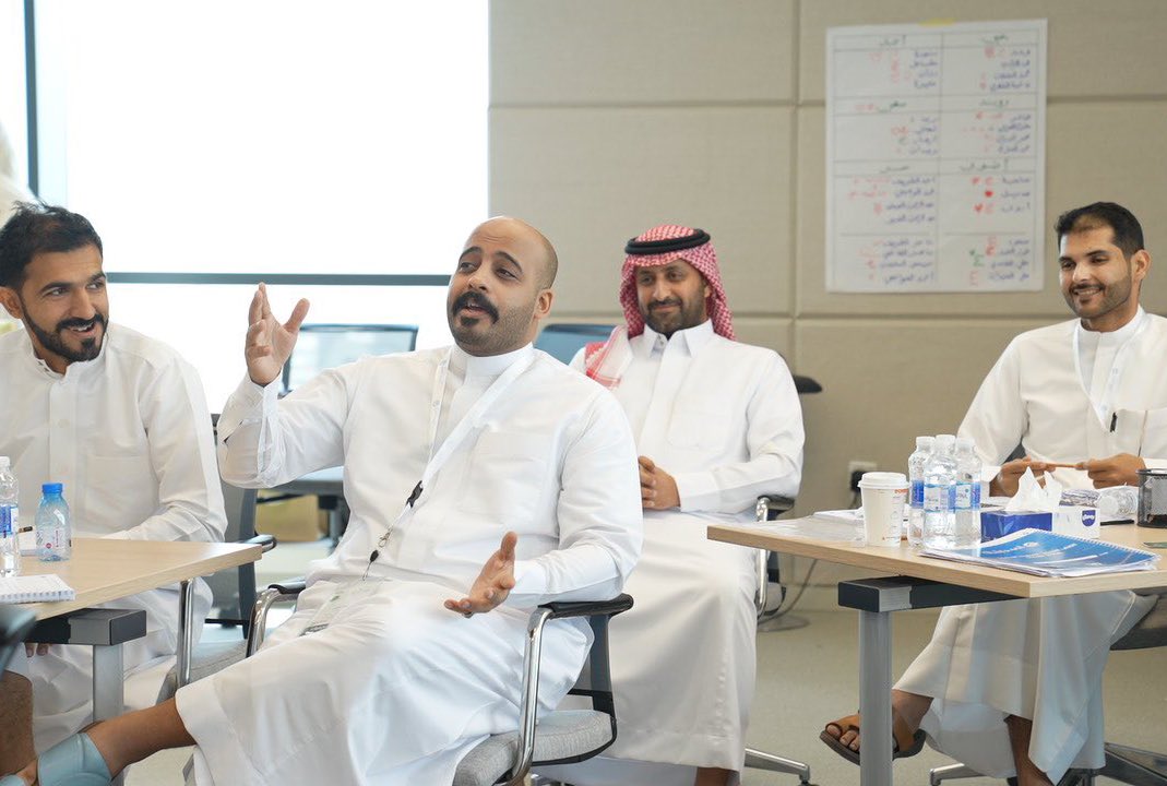 بفضل الله حصلت على شهادة امبريتك الدولي  التابعة لمنظمة الأمم المتحدة لتجارة والتنمية (الأونكتاد) عن طريق بنك التنمية يوم الخميس 22 / 2 / 1445 ، 
<a href="/Empretec_Saudi/">امبريتك السعودية</a> <a href="/AsharqiaChamber/">#غرفة_الشرقية</a>  <a href="/SDB_sa/">بنك التنمية الاجتماعية</a> الف شكر لكم ولدعمكم 🌺🙏🏻