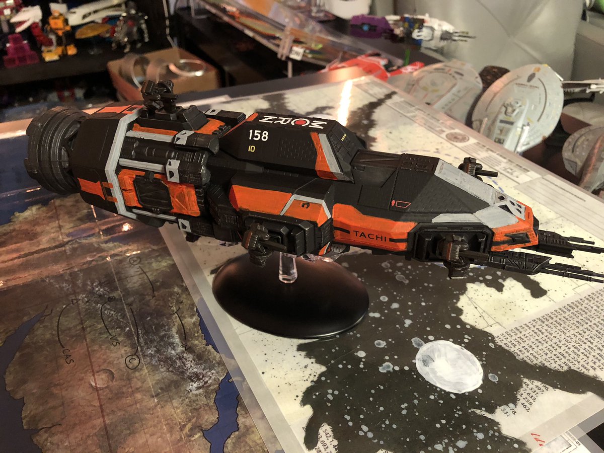 GeekToyLove's tweet photo. Finished the Tachi tonight. Decals added and clear coat done and PCDs mounted again. 
Oddly colorful yet still dark and menacing. Love the MCRN liveries. 

#TheExpanse #2023Projects #GeekDen https://t.co/1UZKzHmUgL