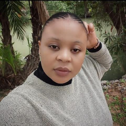 Man’s NOT Barry Roux tweet media
