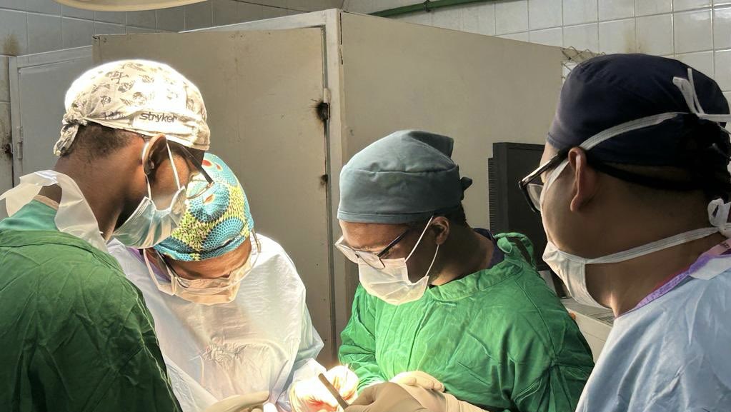 Sam Muquit tweet media