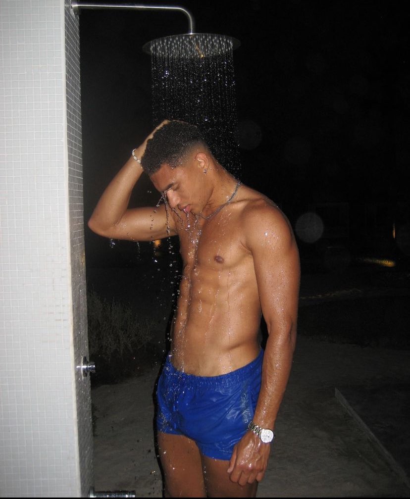 Amelia (@leleomeuar) on Twitter photo 