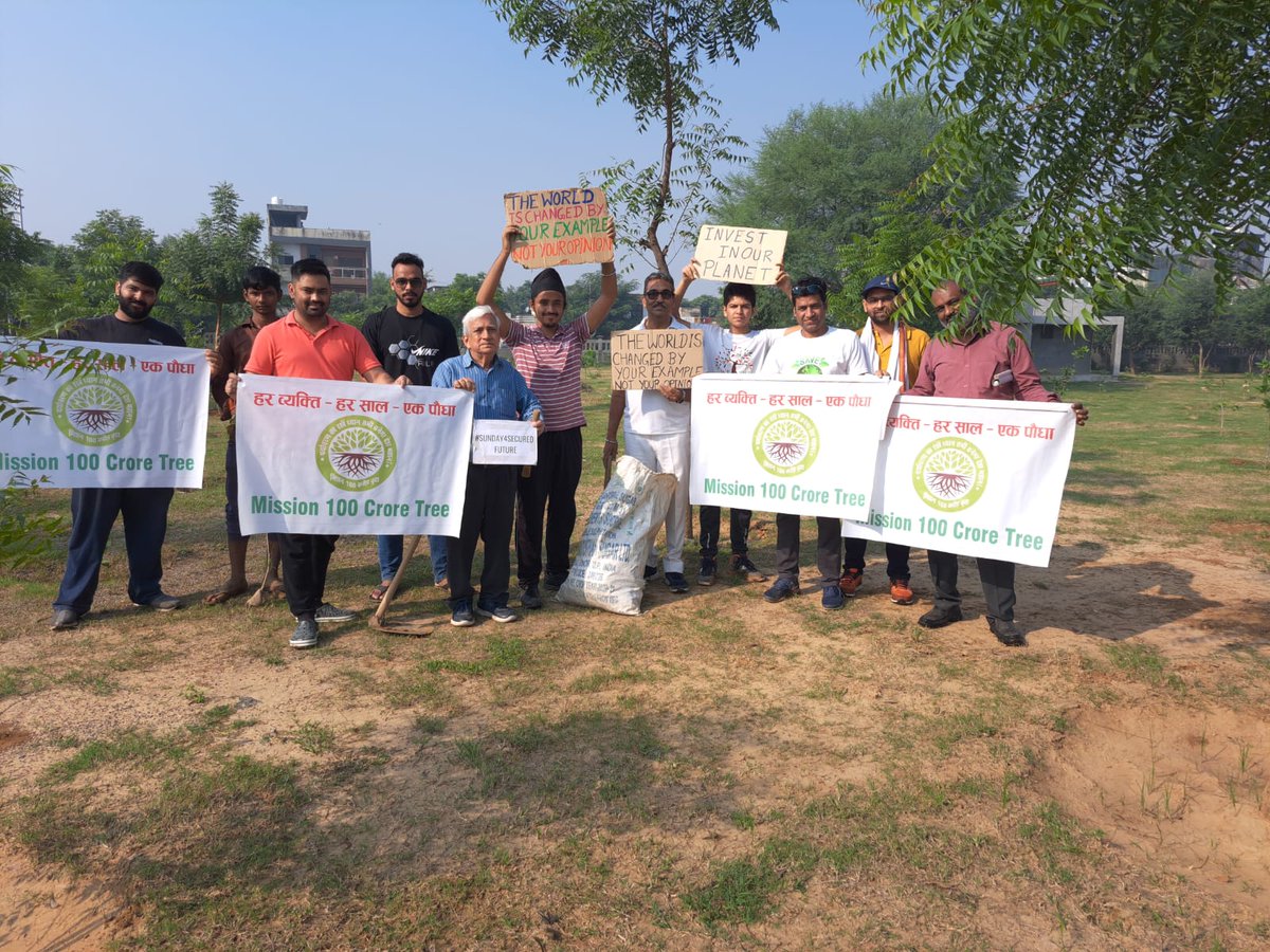 Mission 100 Crore Tree is the biggest public-driven campaign in India aimed at motivating tree planting Ngo in Noida. #हर_व्यक्ति_हर_साल_एक_पौधा #GreenBirthday @MoJSDoWRRDGR @tveitdal @AbiluTangwa @ActionForNature @climate_mission  @treenation @BajajAllianzLIC @woozy0613
