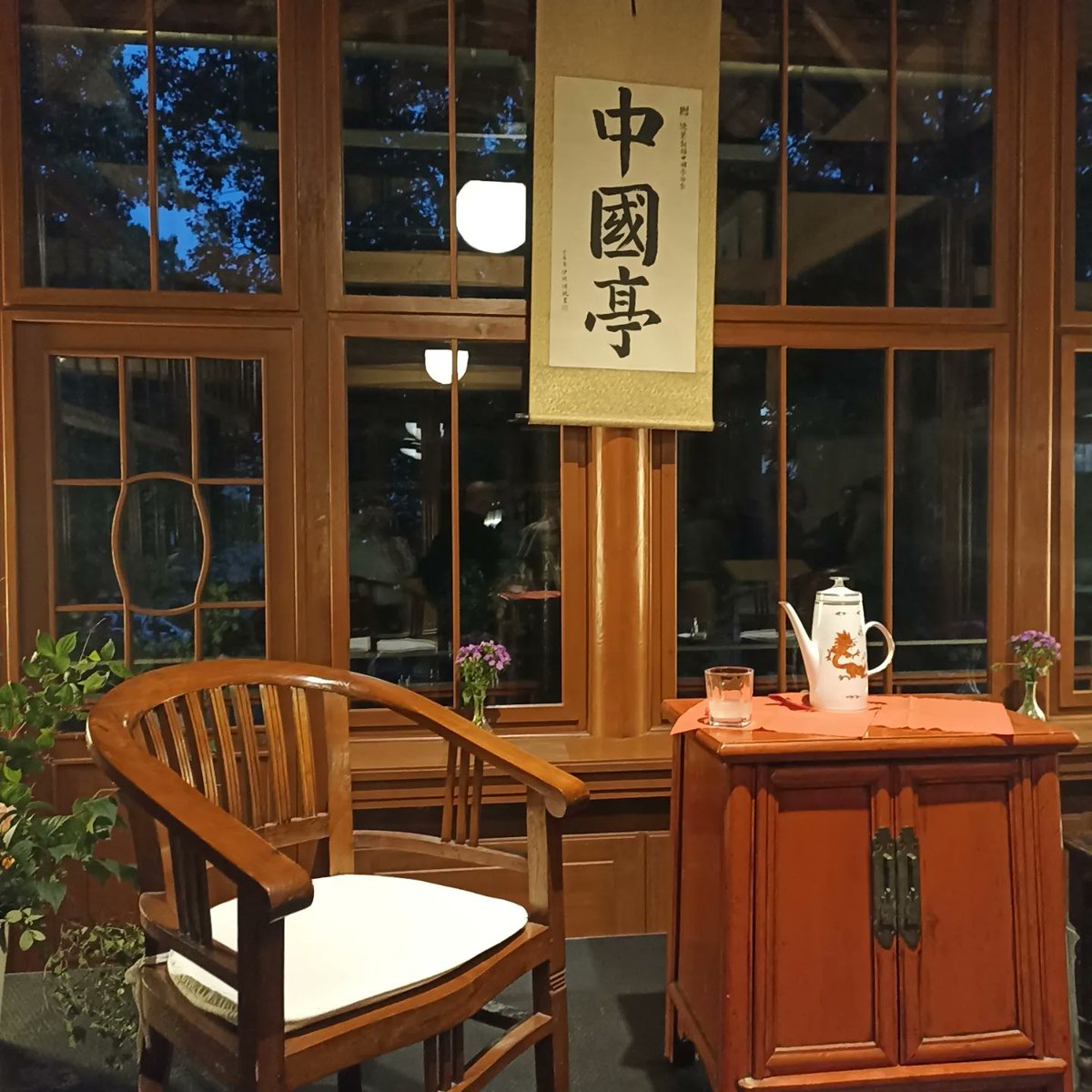 Mehr Waffen oder mehr Diplomatie? Eine kontroverse Diskussion mit <a href="/Ralf_Stegner/">Ralf Stegner MdB</a> und <a href="/EileenM/">EileenM</a> (Eileen Mühlbach).