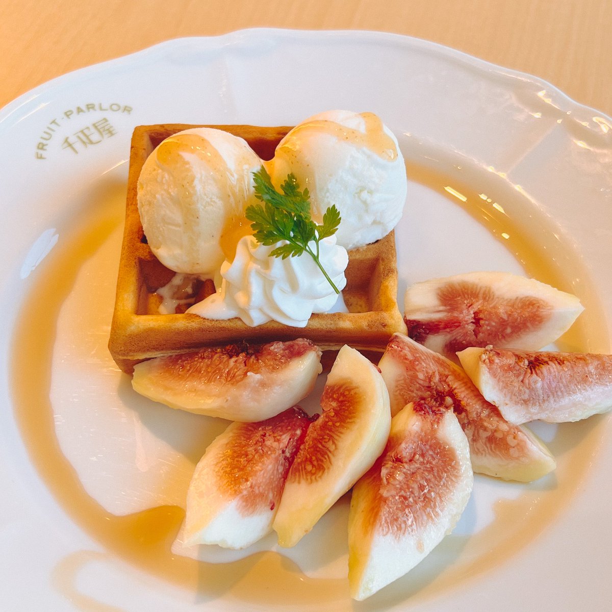 lazy_do_do's tweet image. 今年初イチジク💕
イチジクはコンポートもおいしいけれど、やっぱり生が一番好きです^ ^