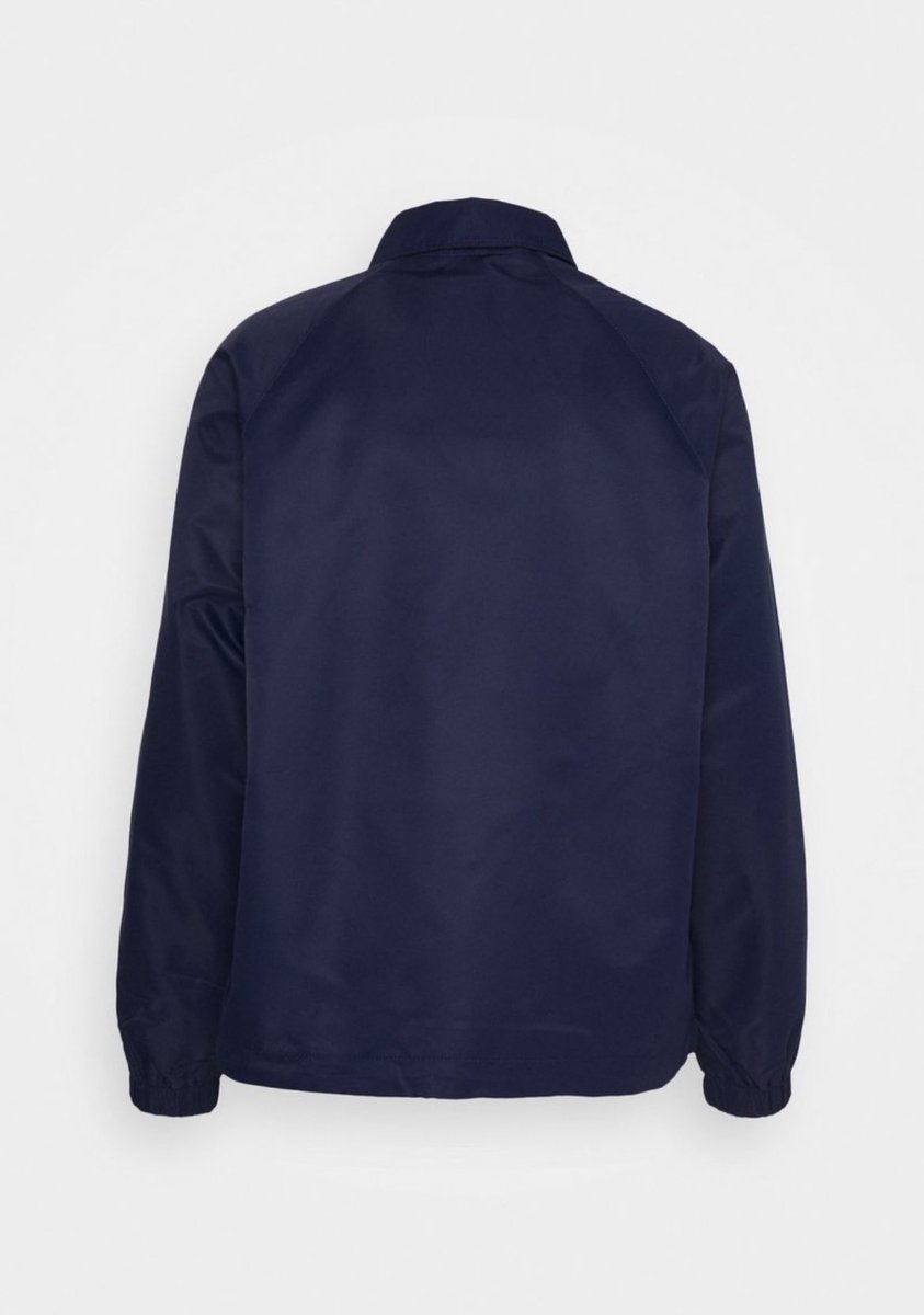 LesBonsPlansCOM's tweet photo. 🚨Alerte Bon Plan‼️

La veste Lacoste 🐊 Bleu marine passe à 92€ au lieu de 230€

Lien 👀: https://t.co/mBNzyeERrn https://t.co/duBsjbdE9r