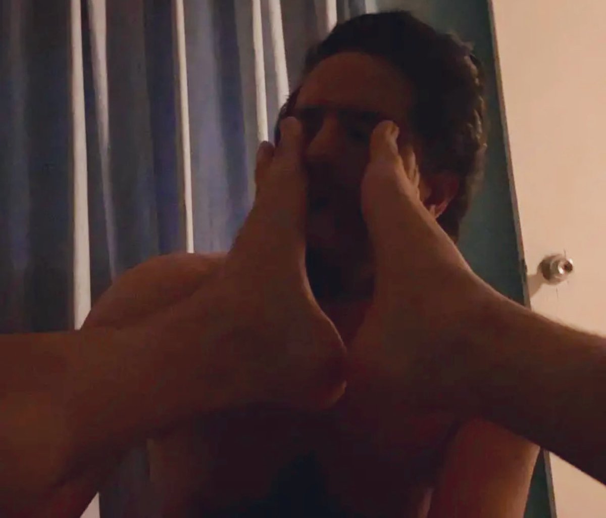 3Cdmx's tweet photo. #pies #feet #feetgay #feet_pic #feetfetiche #gay #worship https://t.co/dmsm3kZPDX