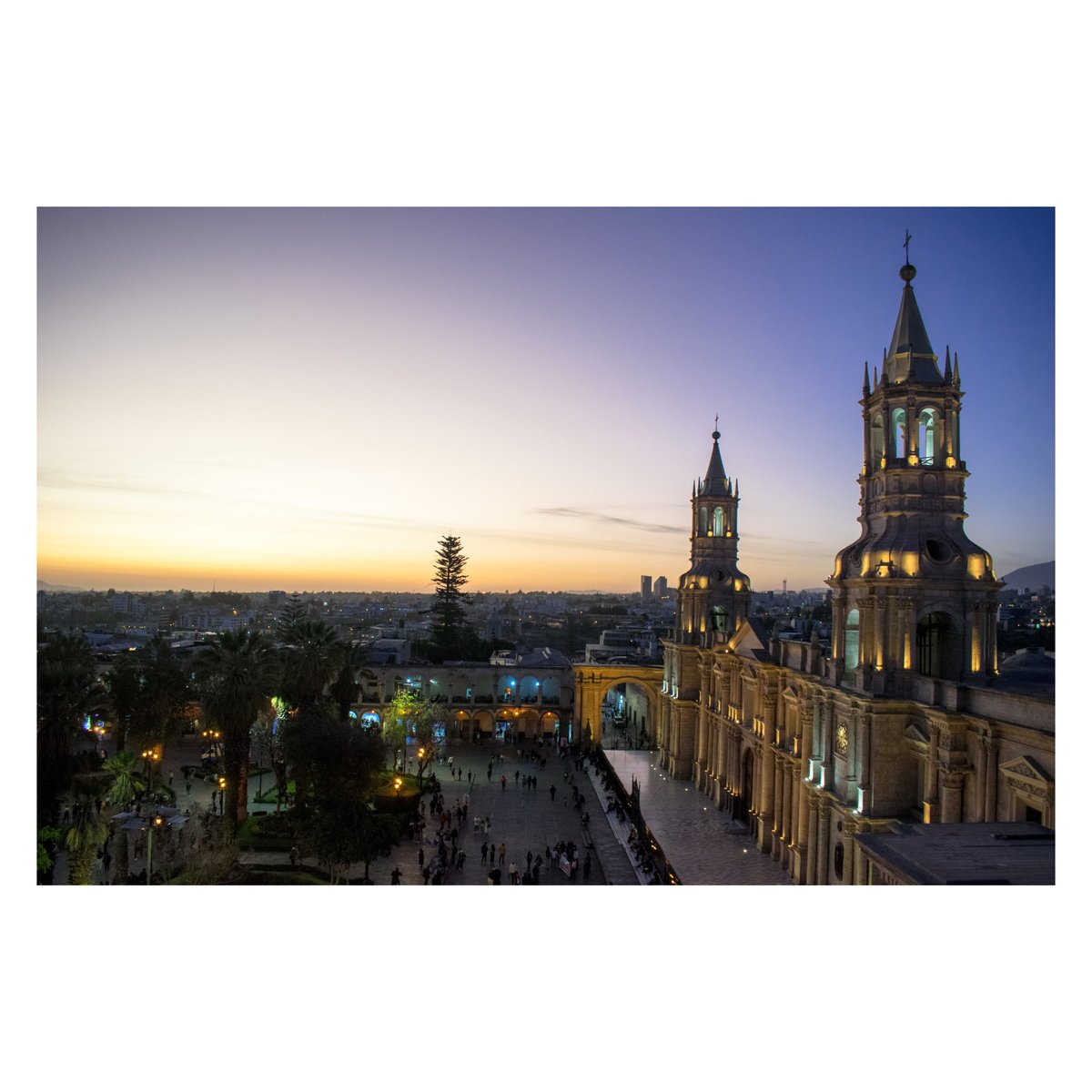LuisVegaCabrera's tweet photo. Día 1.
.
.
#portrait #centrohistórico #plazadearmas #Arequipa #catedral #church #arquitectura #street #streetphotography #streetphoto #streetshot #igers #igersarequipa #arequipaperú #arquitect #me #retrato #sunset #sunsetlovers #ocaso #instamoment #instacolors #travel #Perú https://t.co/sFaVZw8BKq