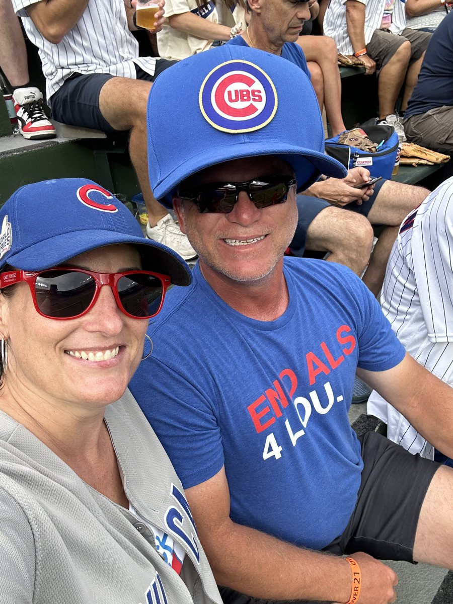 TR1N1TY3's tweet photo. A few more photos from Sunday’s last #Cubs’ home game of the regular season. So many great people and so much fun as always. #GoCubsGo #FlytheW #LFBleachers 💙🤍❤️ https://t.co/gqWnMUxCAf