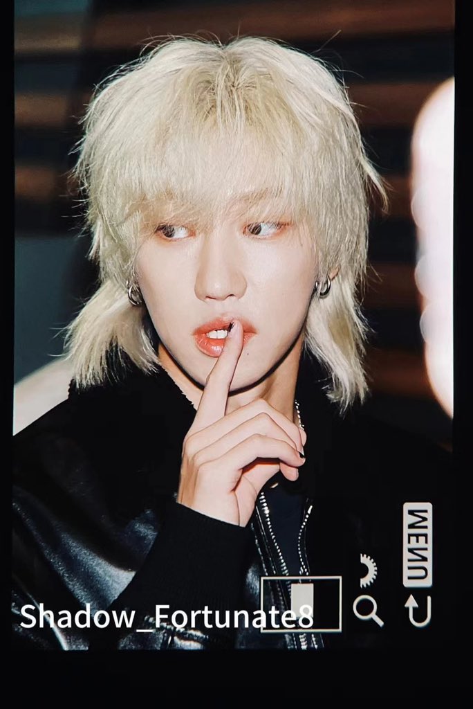 88taIes's tweet photo. THIS PHOTO OF MINGHAO?????

#the8 #디에잇 https://t.co/2sdYp1p0Yn