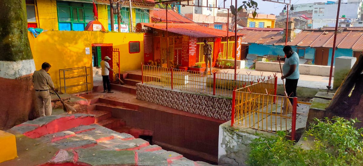 almoracantt's tweet photo. 26.09.2023 Swachhata Hi Sewa-Cleanliness Drive at Religious places sidha Baba Mandir.
#shs2023 #garbagefreeindia #specialcampaign3 @pddecc @nainitalcantonment @varunkr_mauryan #dtecc #pddecc https://t.co/kcSSRnoCd3