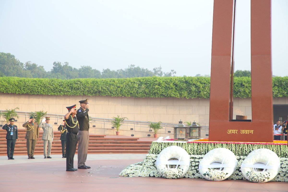 adgpi's tweet image. #TogetherForPeace

Army Chiefs and Heads of Delegations of 30 Armies participating in the Indo-Pacific Armies Chiefs Conference #IPACC 2023 paid homage to the #Bravehearts at the National War Memorial #NWM, Delhi and laid wreaths to honour the supreme sacrifice made by the fallen…