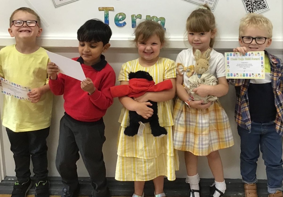 GosbertonAcad's tweet photo. Our Key Stage 1 learners after receiving their awards in Friday's Celebration Assembly. #WhatAWeek #AlwaysLearning #DoingOurBest https://t.co/vRfpsxg3Rf
