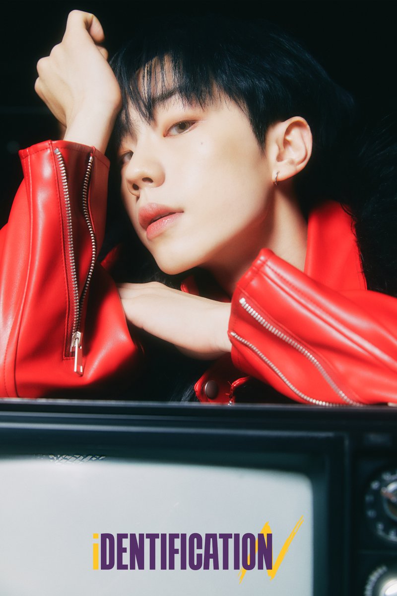 ELASTofficial's tweet image. E'LAST
4th MINI ALBUM [iDENTIFICATION]
⠀
concept photo #NATURE.ver
#WONJUN #원준
⠀
2023.10.17 12:00(KST)
⠀
#ELAST #엘라스트 
#iDENTIFICATION