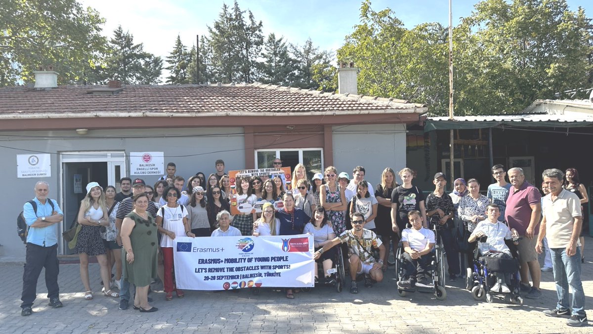 zekiuslu10's tweet photo. TSD Balikesir Şubesi yurt dışı misafirlerini agirladi https://t.co/pZHDTjFdSU