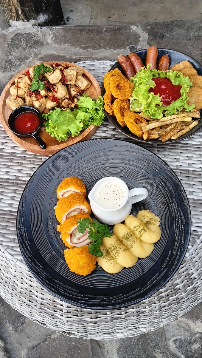 𝚜𝚞𝚗𝚊𝚝 𝚕𝚊𝚜𝚎𝚛 tweet media