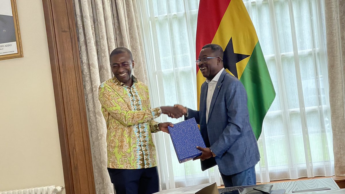 GhanainBelgium's tweet photo. On 22/09/2023, the Embassy bid farewell to H.E. Sena Siaw-Boateng, departing Ambassador, Mr. Victor Nii Adamah Adamah, Minister/EU Affairs, Mr. John Eshun, Minister/ Consular &amp; Mr. Jalil Sigli Abdulai, Counsellor/ Bilateral and Media Relations. Thank you all for your dedication! https://t.co/Uoj2moCuN4