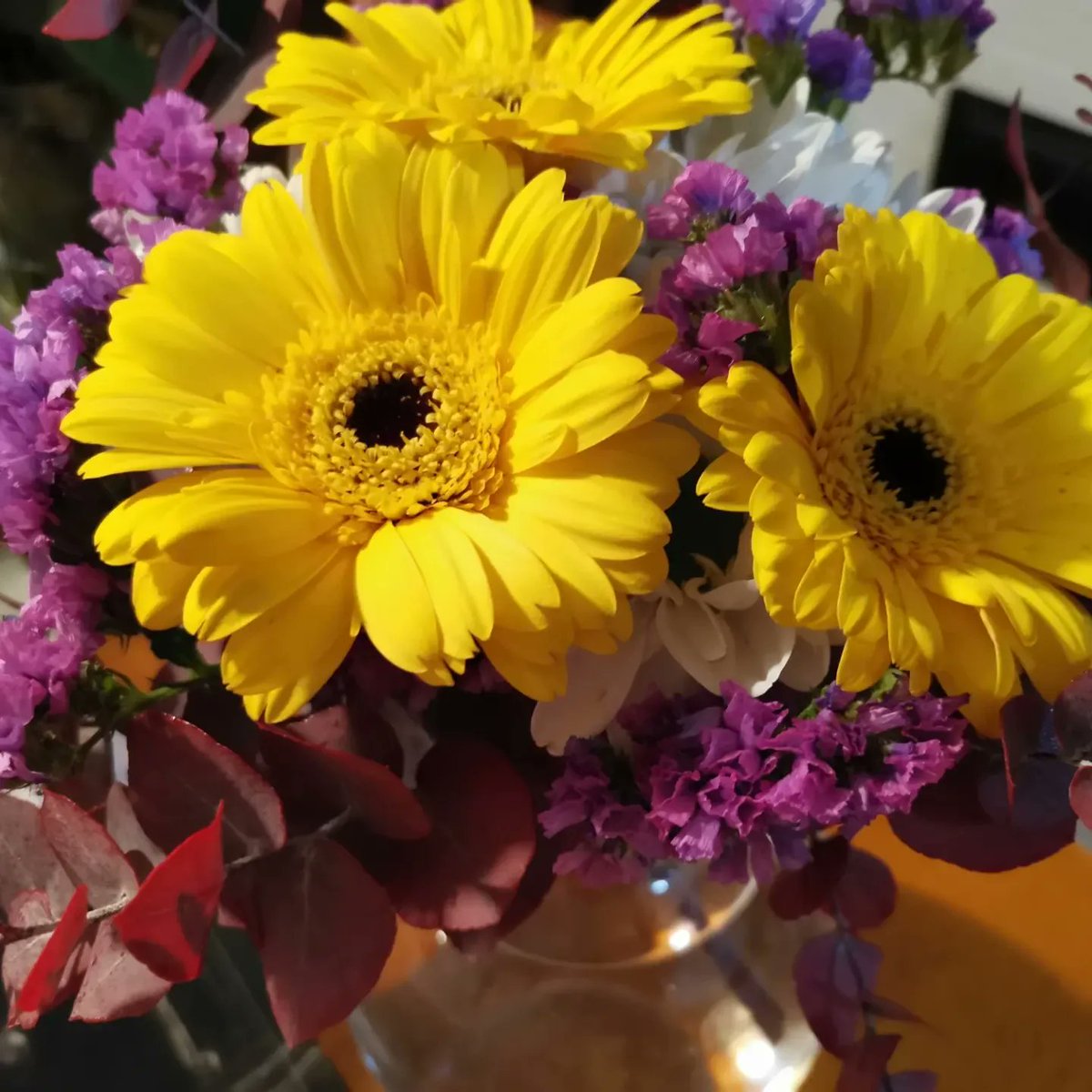 Lämmin kiitos kaikille julkkareissa käyneille🧡 ja kustantajalle 🧡 <a href="/ReunaPublishing/">ReunaPublishing</a>  Koko sydämestäni on nyt kaikin puolin valmis lukijoita varten. #julkkarit #romaanit #viihdekirjallisuus
