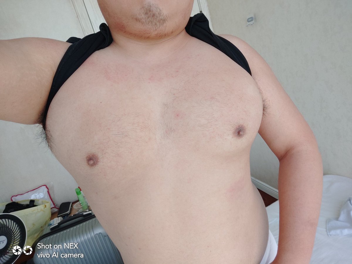 touching0000's tweet photo. 国庆节有约的嘛 https://t.co/WT0ICt7CWn