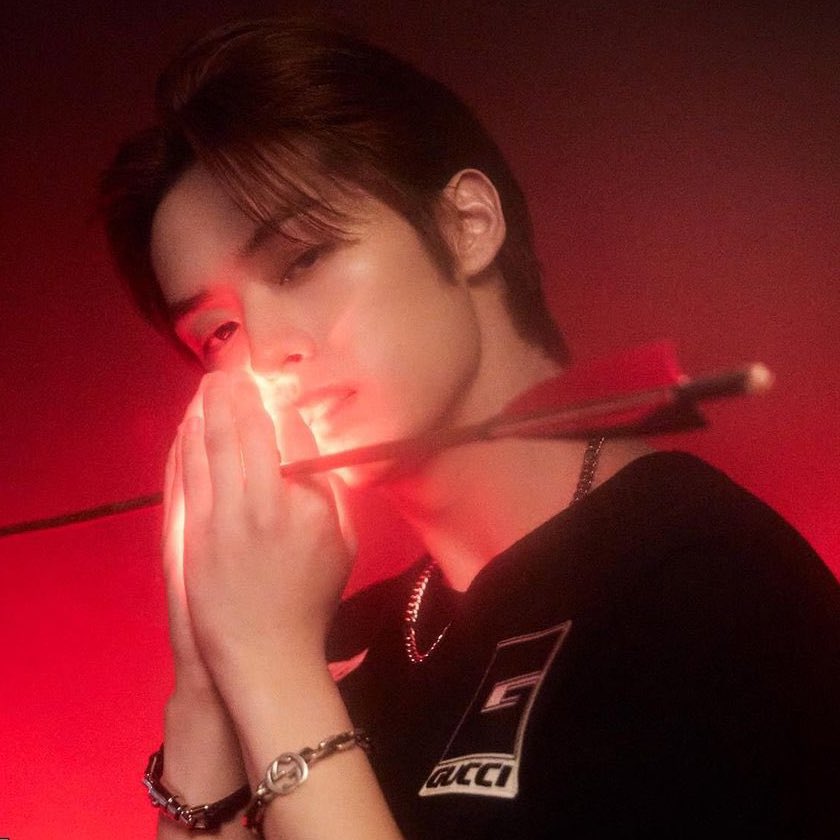 hyunhofilm's tweet photo. the god of love and definition of love https://t.co/PP2S0tkTHJ