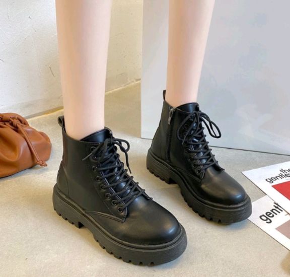 rosencandy_'s tweet photo. ส่งต่อรองเท้าบูท size 41 สภาพดี
ใส่เดินห้างไป2ครั้ง 🌟150รส🌟
#ส่งต่อเสื้อผ้ามือสอง #ส่งต่อเสื้อผ้า #เสื้อผ้ามือสอง #เสื้อผ้ามือ2 #ส่งต่อ #ส่งต่อกระเป๋า #ส่งต่อรองเท้า #โล๊ะตู้ #รองเท้ามือสอง #รองเท้า https://t.co/woZxElSPgE
