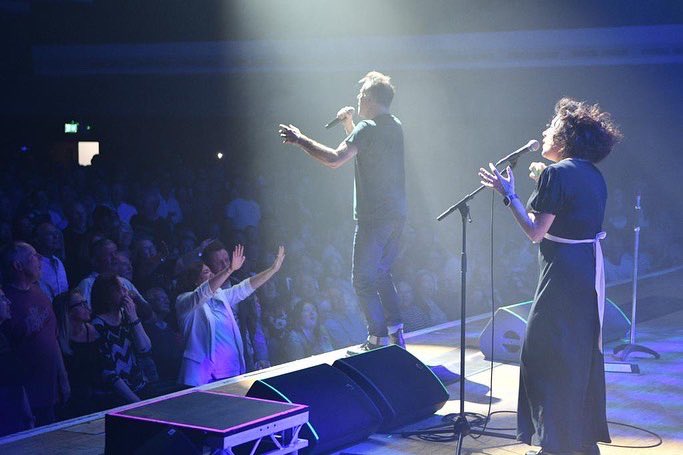 deaconbluemusic's tweet photo. .@PortsmouthGhall ๐ 25.09.23
โฉ Next stop: @RoyalAlbertHall
#deaconblue #deaconblueportsmouth #deaconbluelive #portsmouthguildhall https://t.co/dU6CuSXYRP
