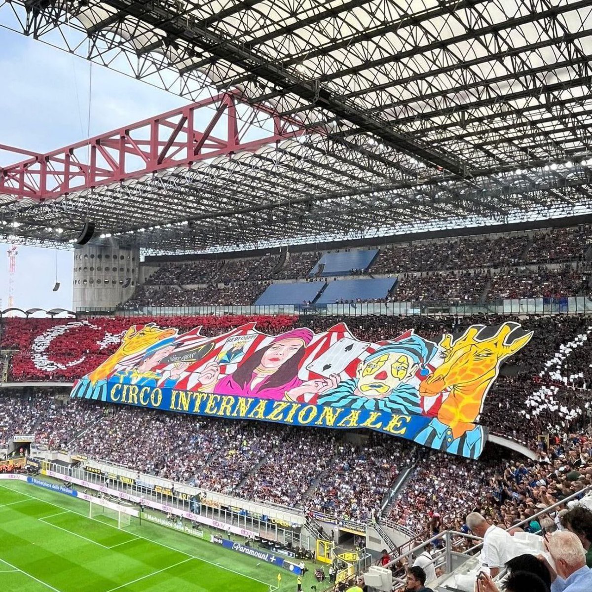 Alpuckadd's tweet photo. Keren milan https://t.co/PqDUu6pnEf