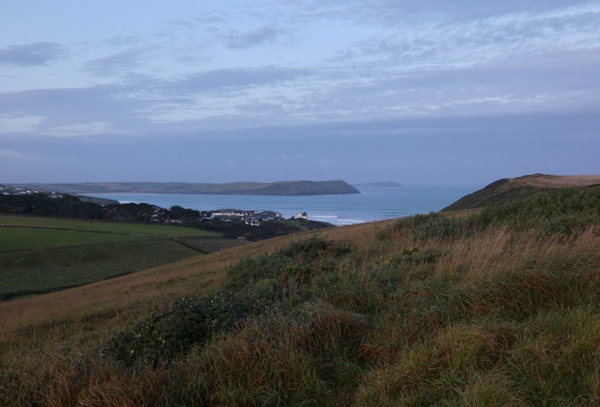 CliffsideKatie's tweet photo. Autumn swells 🩵 #septembermornings https://t.co/aIQuqT3N6f
