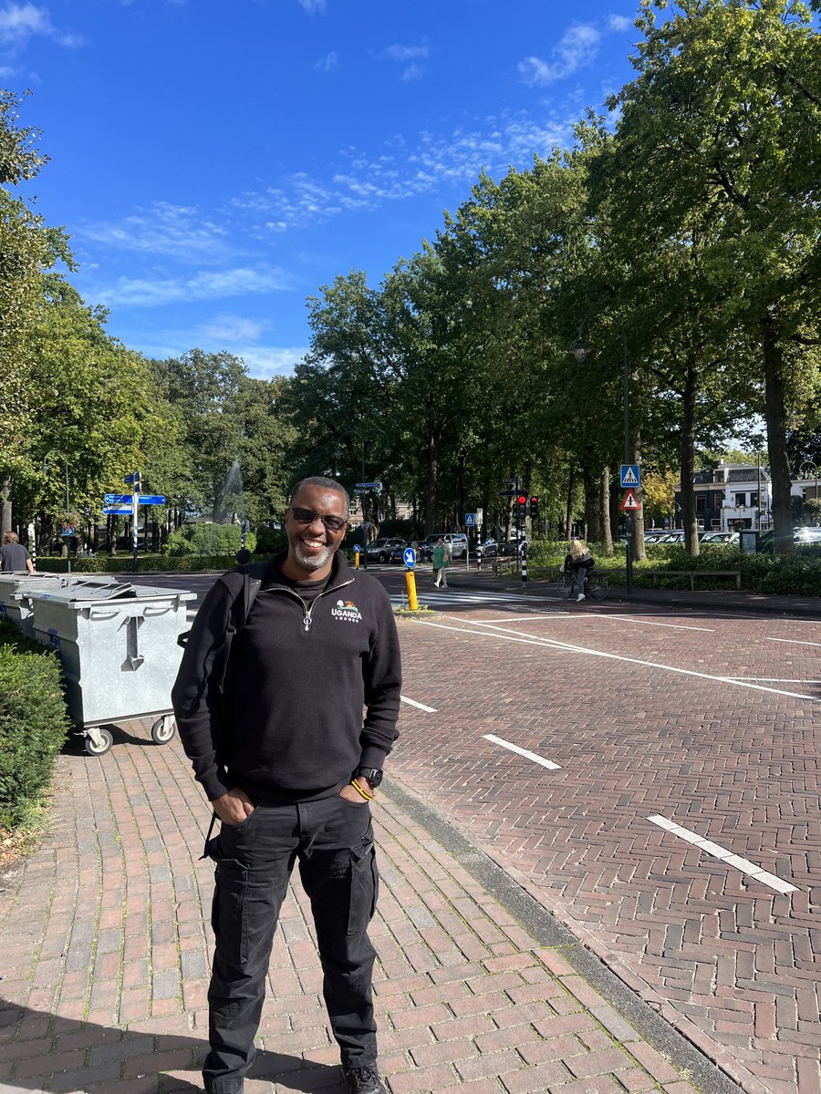 wekesa_amos's tweet image. Yesterday, Frank invited me to do a podcast and a recording for a Dutch radio program to be aired in about 3 weeks on Uganda and Rwanda. 

After the recording, even I was like wow, Uganda and Rwanda must be beautiful! 

Frank says wow, so why isn’t Uganda as popular then?