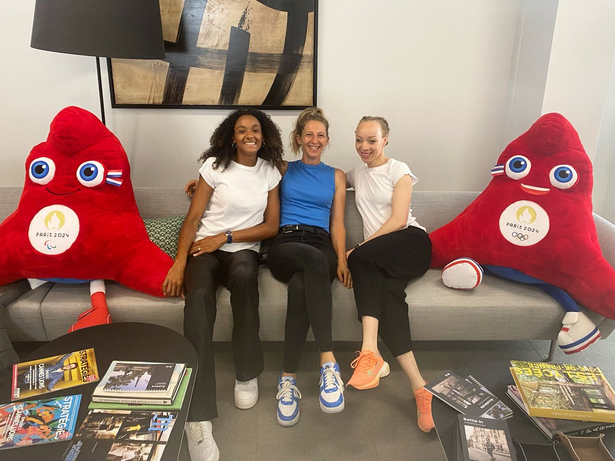 #Partenariat🤝
Trés heureuse et fière d’officialiser le partenariat entre <a href="/AnneCeCiofani/">Anne-Cécile Ciofani - OLY</a>🥈Vice-Championne olympique de rugby à 7 ainsi que de <a href="/NantoKeita223/">Nantenin KEITA</a> Championne paralympique 🥇 et multiple médaillée paralympique 🥈🥉 au 100,au 200 et au 400 m malvoyant avec <a href="/IDFmobilites/">IDF Mobilités</a>🚊