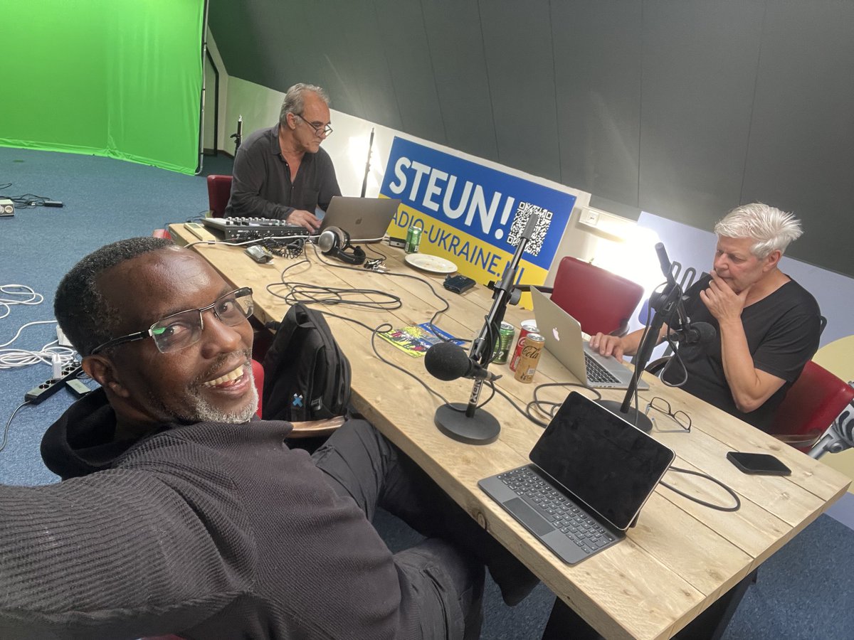 wekesa_amos's tweet image. Yesterday, Frank invited me to do a podcast and a recording for a Dutch radio program to be aired in about 3 weeks on Uganda and Rwanda. 

After the recording, even I was like wow, Uganda and Rwanda must be beautiful! 

Frank says wow, so why isn’t Uganda as popular then?