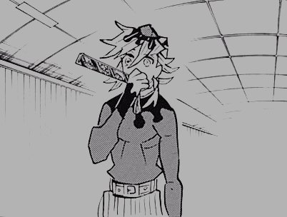 SElNARU's tweet photo. patting her head twice with the fan .  what ? https://t.co/m0f31OVIma