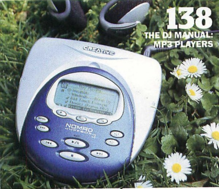 hiccup's tweet photo. 2002 mp3 player product design 😍 https://t.co/NHK5oeCEfO