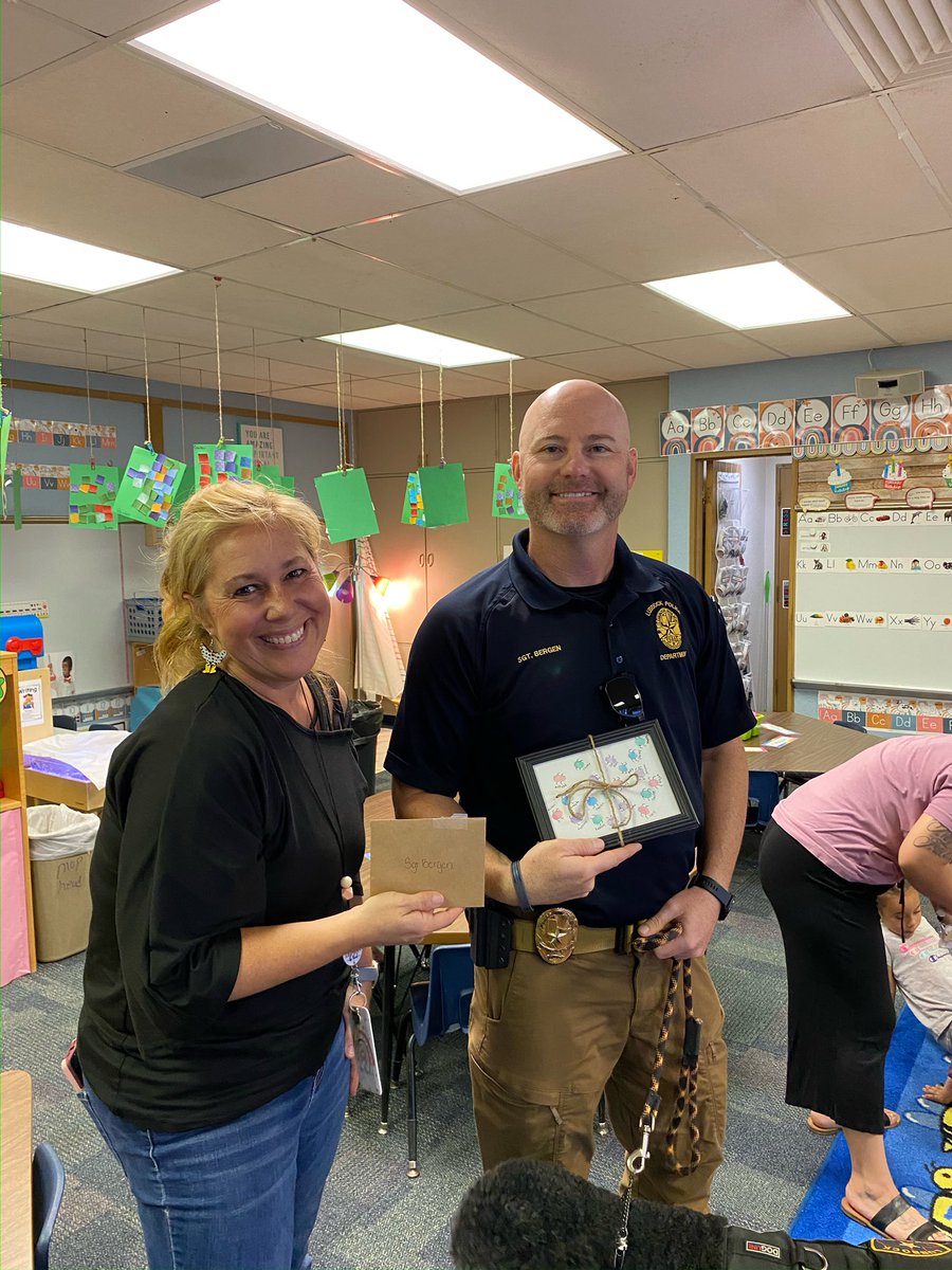 LPDCEU's tweet photo. Pre-K Meet and Greet at Stuart Elementary. Such a fun day. Thank you for our togetherness.
——
#lpd #lpdceu #lubbock #lubbockpolice #texas https://t.co/JPlmLViT7C