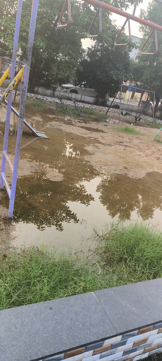 HemdeepPatel2's tweet photo. No maintenence for the garden in monsoon.
Please do something
Address. VMC garden, behind hariyaali hotel, Waghodia dabhoi ring road, Parivaar chaar rasta
@CommissionerVmc
@VMCVadodara
@W15VMC https://t.co/I2H04z9elv