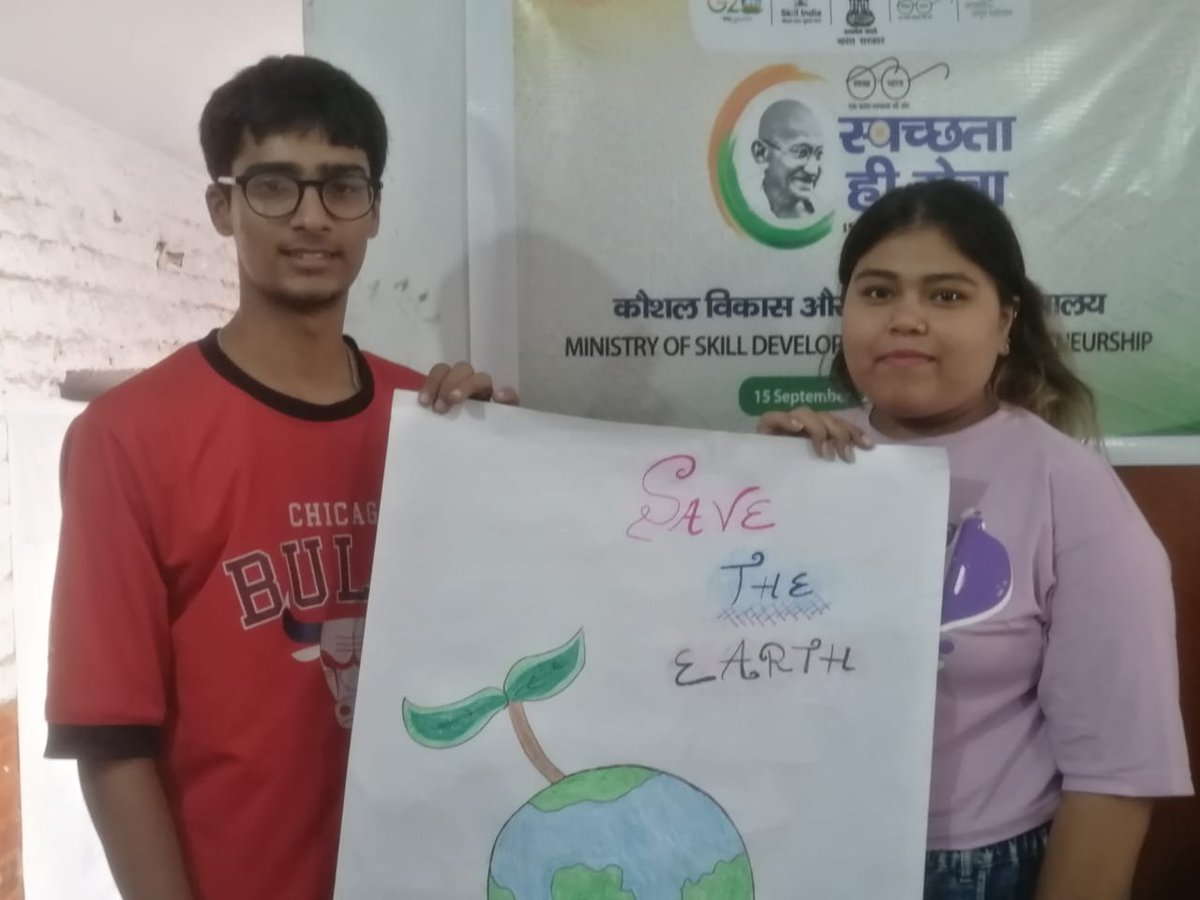 NIESBUDNOIDA's tweet photo. Capacity Building Participants participating in Poster Making Competition on Swachh Bharat at NIESBUD Training Centre at Danishmanda Basti Jalandhar, Punjab

#skillindiamission #SwacchtaHiSeva #SkillIndia #NIESBUD #punjab #SwachhBharat https://t.co/G4dB79WIeM