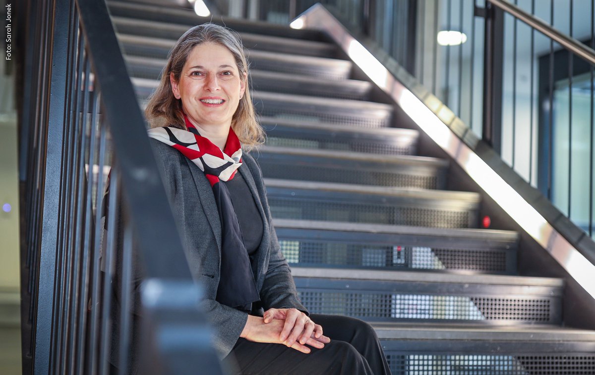 Im Forschungsnetzwerk SAIL untersuchen Wissenschaftler*innen von <a href="/unibielefeld/">Bielefeld University</a>, <a href="/unipb/">Universität Paderborn</a>, <a href="/THochschuleOWL/">Technische Hochschule OWL</a> und Hochschule Bielefeld, wie #KI-Systeme nachhaltig und sicher werden. Ein Interview mit Koordinatorin Prof. Dr. Barbara Hammer: aktuell.uni-bielefeld.de/2023/09/26/int… <a href="/MKW_NRW/">mkw.nrw</a> <a href="/HammerLabML/">Hammer Lab ML (inactive)</a>