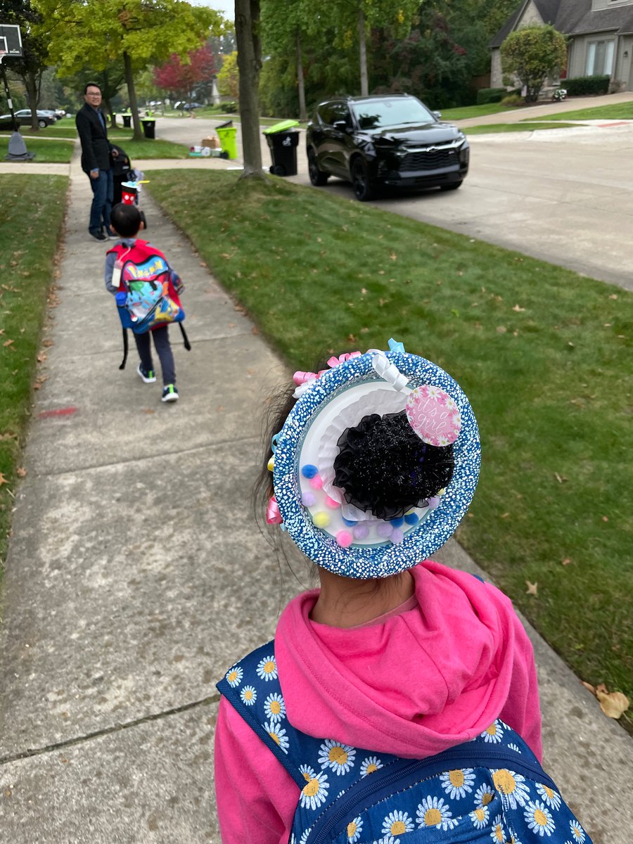 Peihan Zhong tweet media