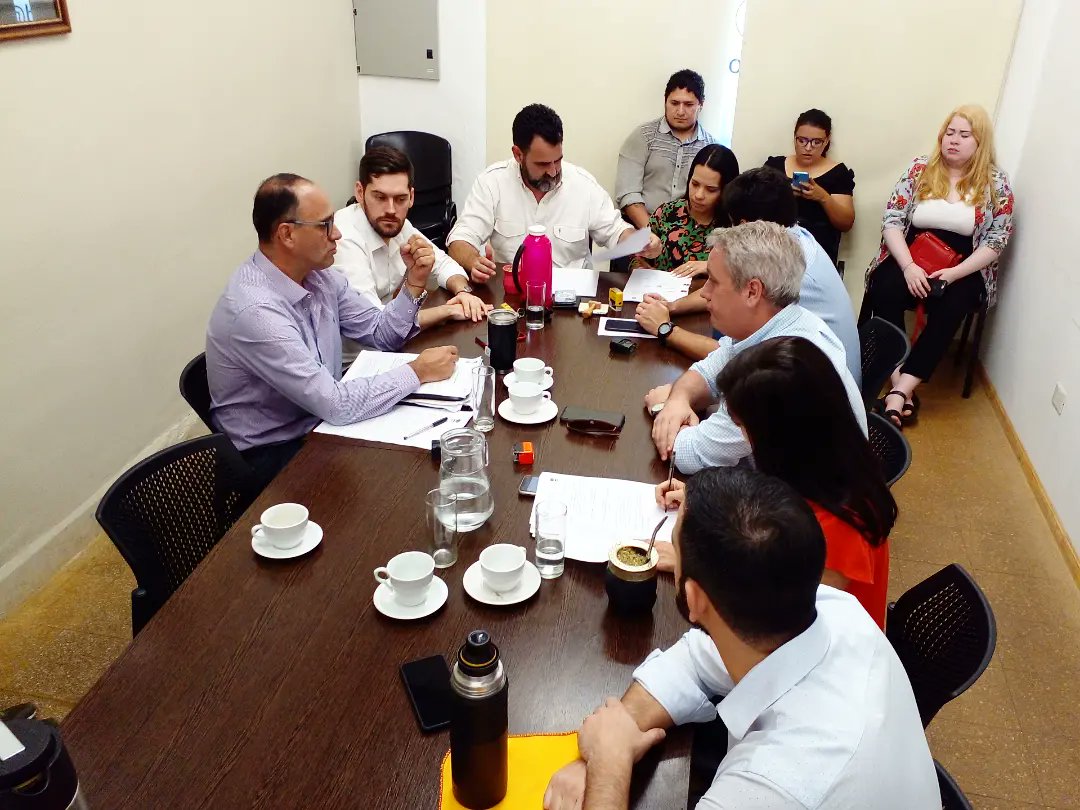 prof_martinezr's tweet photo. #Ahora Comisión de Salud Pública en el anexo del @hcdposadasok https://t.co/9CNrffxP7Z