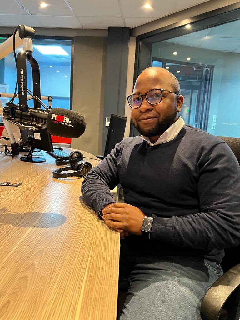 POWER 98.7 tweet media