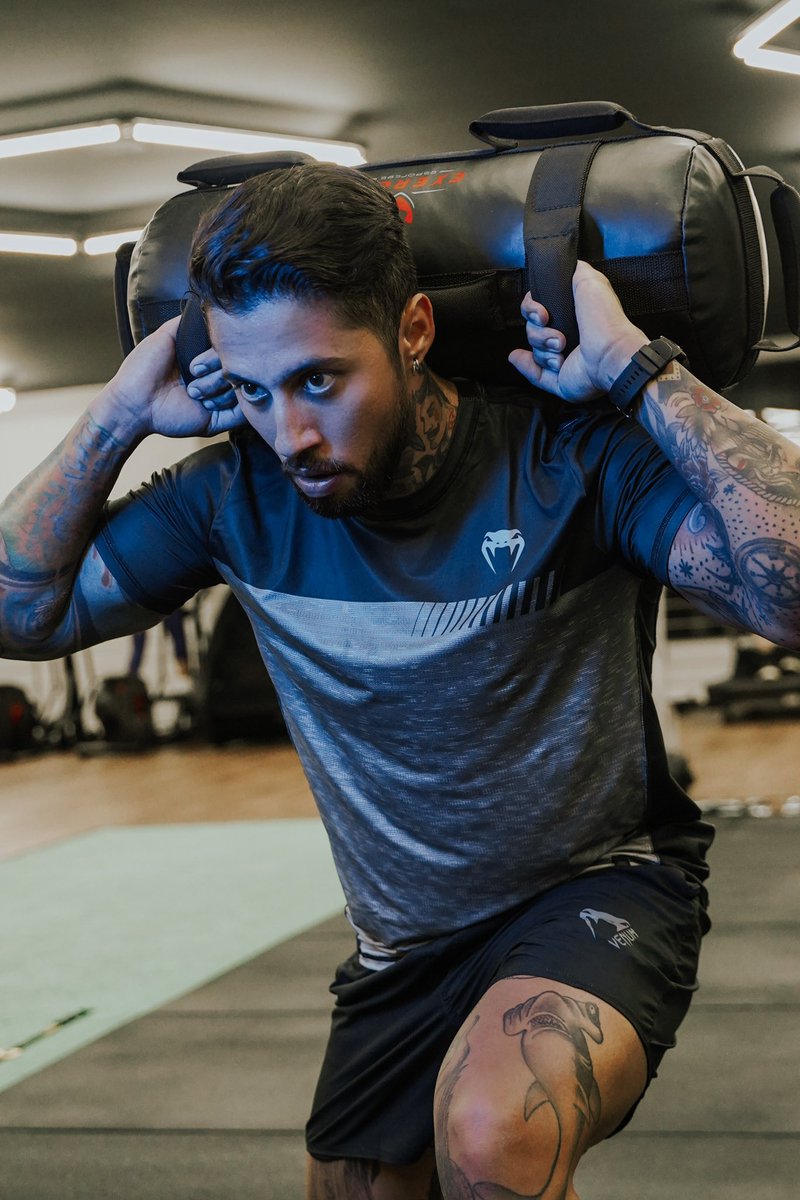 venumbr's tweet photo. Em todos os momentos #UseVenum
A melhor opção para o seu treino! 🥊💪🏼
Todo nosso site com 10% de desconto no PIX.
Acesse:
https://t.co/qncAaheX3Q https://t.co/yyMw5C3fsm