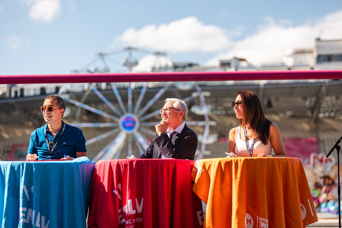 🔥🙌 Pour clôturer la séquence des rentrées 2023, un peu de fun au stade Jean Bouin, où plus de 2000 nouveaux intégrés de l'<a href="/EMLVparis/">EMLVparis</a>, l'<a href="/ESILVparis/">ESILV</a> et l'<a href="/IIMparis/">IIM</a> ont pu se retrouver le temps d'une journée festive, accompagnés par les assos étudiantes !