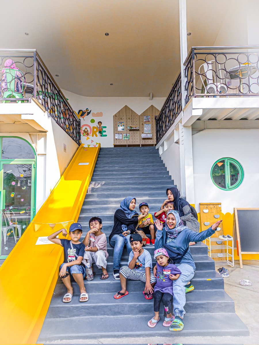 imaskusumadewi's tweet photo. Playdate at Wuffy Space Bintaro @wuffyspace_raya https://t.co/lJ871wHCC4