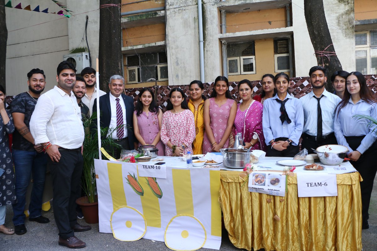 UniversityJammu's tweet photo. School of Hospitality &amp; Tourism Management in collaboration with Skill Incubation Innovation Entrepreneurship Development Centre,JU organized an insightful event focussing on "Tourism Entrepreneurship: Prospects &amp; Challenges” on the eve of World Tourism Day. 
@OfficeOfLGJandK https://t.co/64Qf5m5FSE