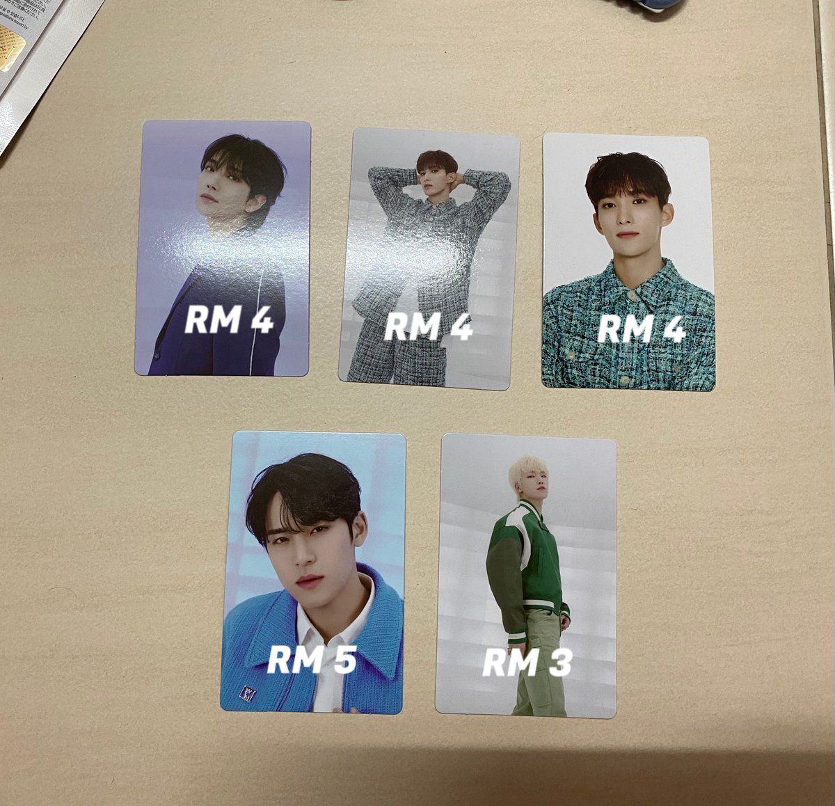 WTS/HELP RT ✨Pic 1 Mingyu bulk 💰RM 110 exc local postage ✅Sell in bulk only, open sharing is allowed ✨Pic 2 & Pic 3 💰Price in pic ✅Can take separately Dm me if you are interested😉 #pasarseventeen #pasarseventeenmy #pasarsvtmy #pasarSVT