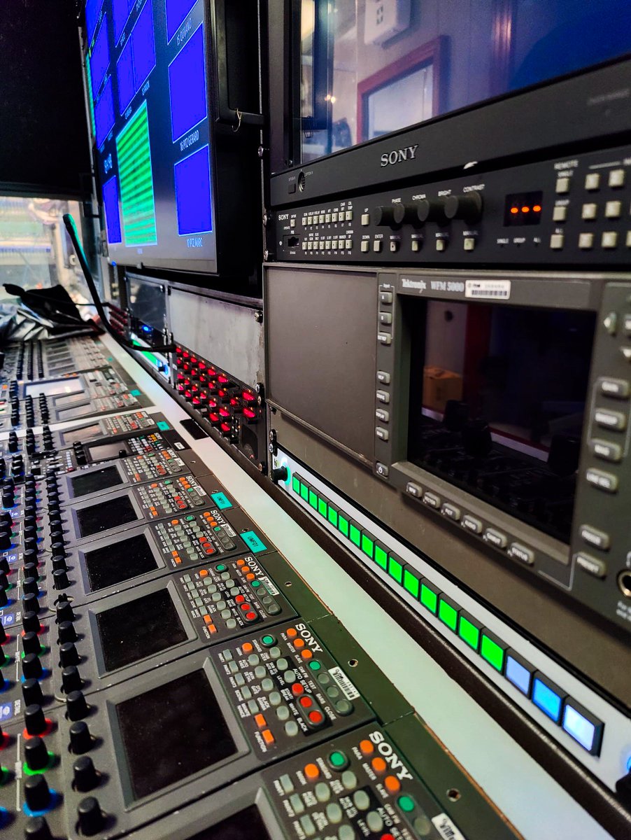 broadcast_sol's tweet photo. Broadcast Solutions boosts RTVE productivity with hi human interface 👏
#broadcastsolutions #hihumaninterface #RTVE #broadcast #spanishbroadcast #systemintegration #obvan #broadcasttruck https://t.co/aCnw6VCjy5