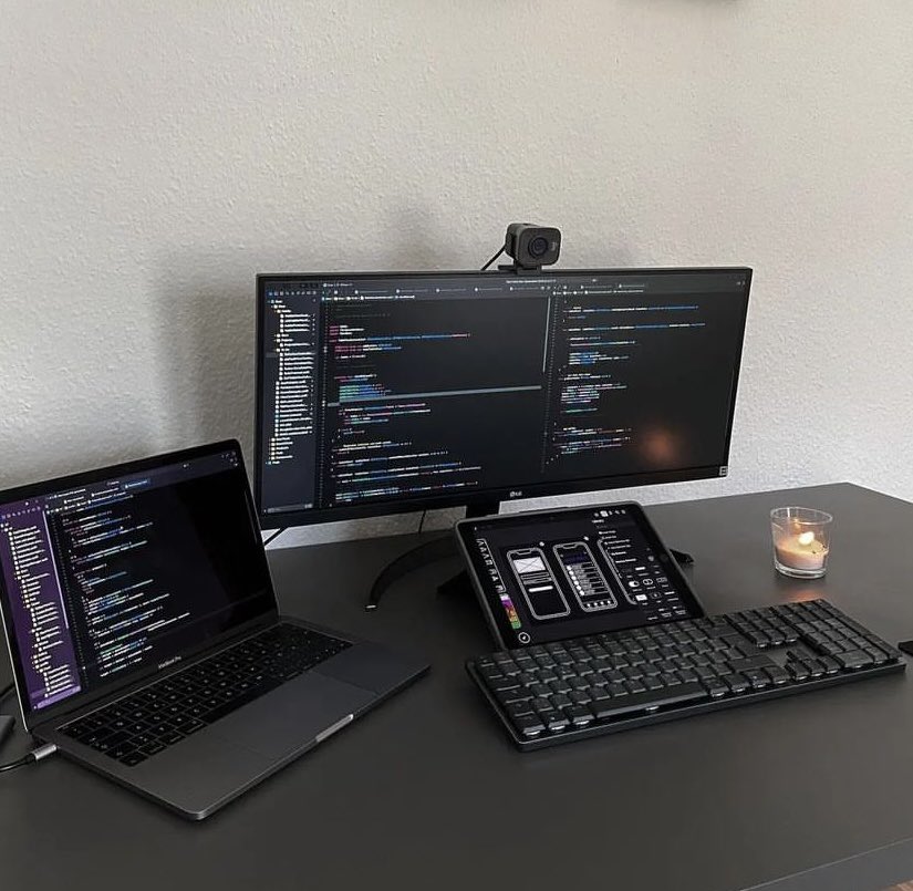 devndaman's tweet photo. Where creativity meets code 🖥️💡 #ProgrammersParadise #programming https://t.co/6AYFT48k5m