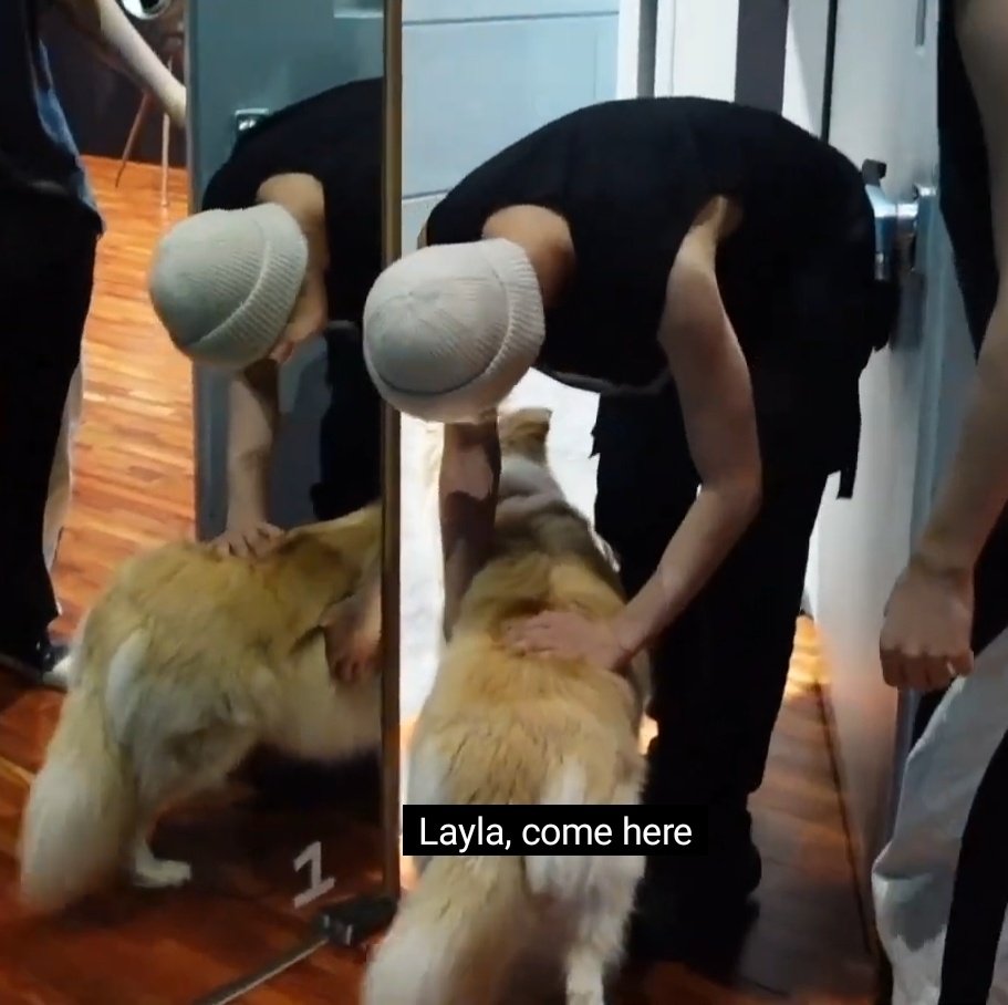 heeyunfiles's tweet photo. daddy's home!!! https://t.co/QI13tIsQ4q