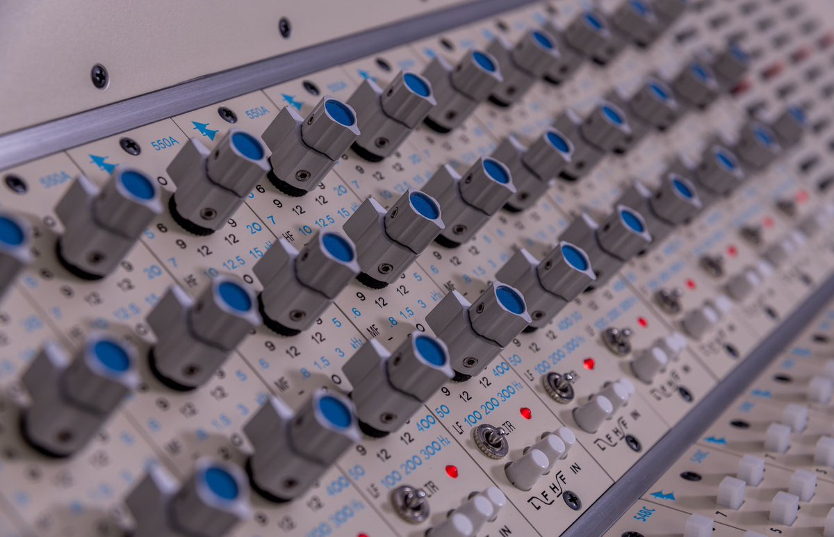 Cream of the Crop: The 550A EQ, shown here in the classic cream color on one of our 1608-II Special Edition Consoles, has been an essential part of a producer's tool box for over 5 decades.
#apiaudio #api550a #studiogear #recordingstudio #api500series