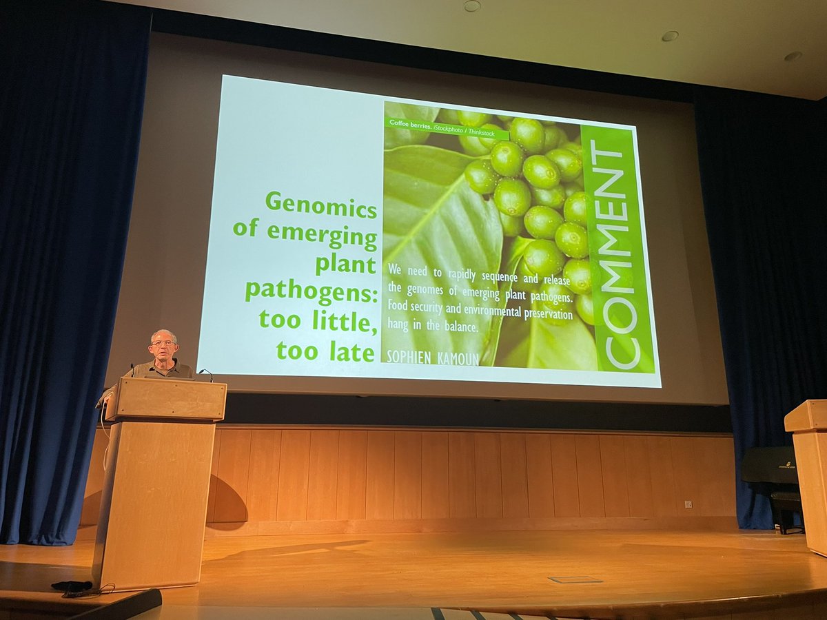 TheSainsburyLab's tweet photo. @KamounLab welcoming visitors from forestry 🌲🌳 @TheICF to @NorwichResearch
We’re excited to share all we know about plant diseases and plant immunity research along with @JohnInnesCentre and @EarlhamInst https://t.co/9wevTysoj3