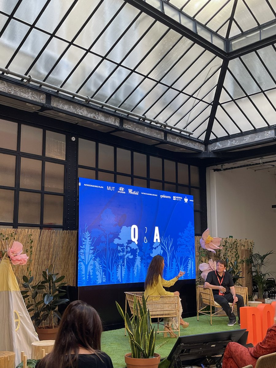 3 dosis que nos comparte la psicóloga Carolina López-Ibor para tomar mejores decisiones en #DOSIS2023 👇🏻

1️⃣ Limpiar las tuberías emocionales 
2️⃣ Hacer duelitos 
3️⃣ Confiar en las personas y en las relaciones que tenemos y vamos a crear 

¡Muy interesante!